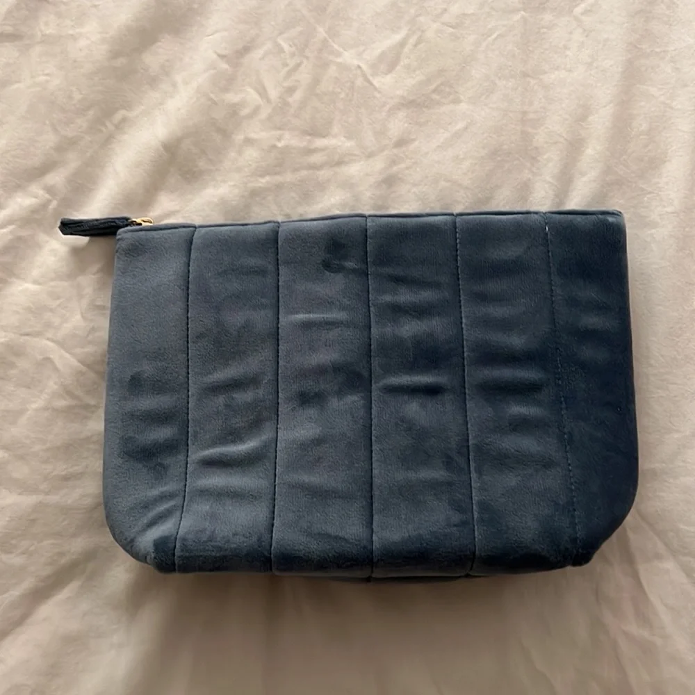 ❗️LAST 1❗️🤎5 For $25🤎 ULTA BEAUTY Light Blue Fleece Makeup Cosmetic Bag
